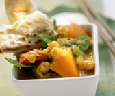 Currygemüse mit Fladenbrot