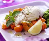 Schellfischfilet mit Möhren und Süßkartoffeln