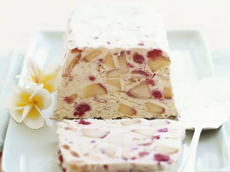 Himbeer-Pfirsich-Parfait