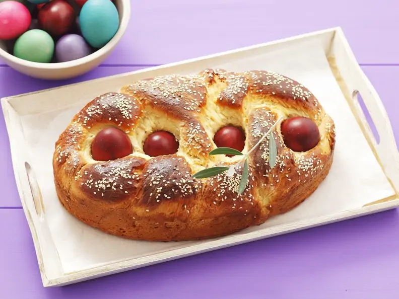 Osterbrot auf griechische Art