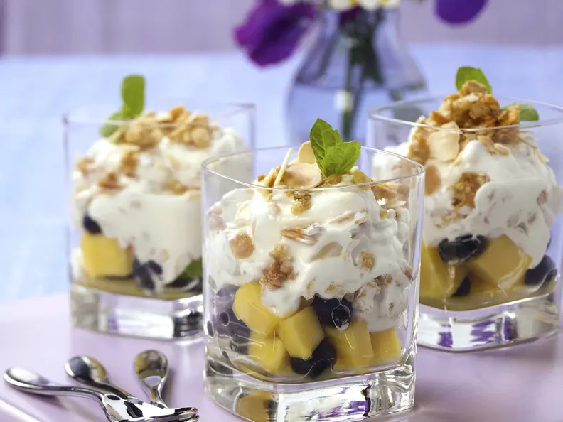 Obstsalat mit Quark