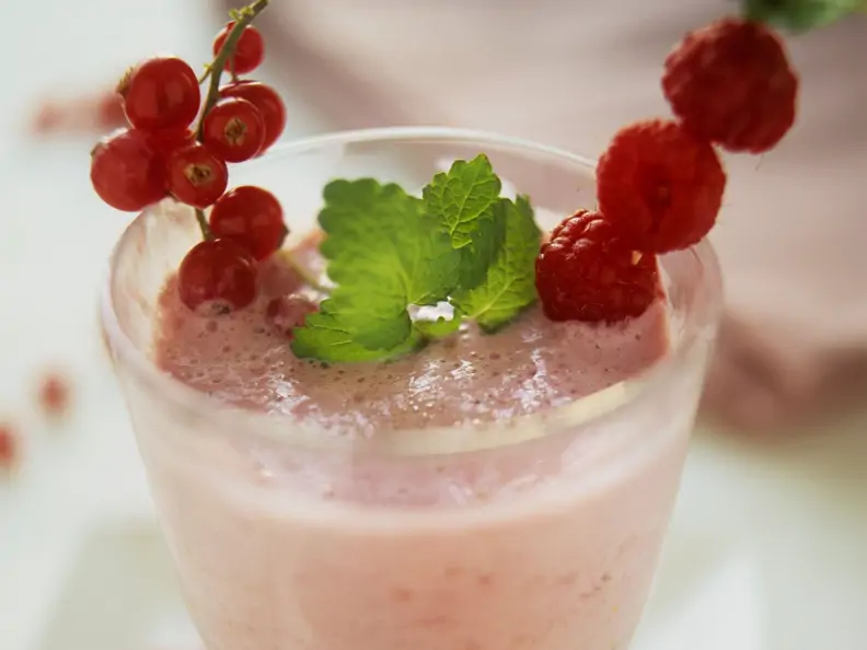 Beeren-Sojamilchshake