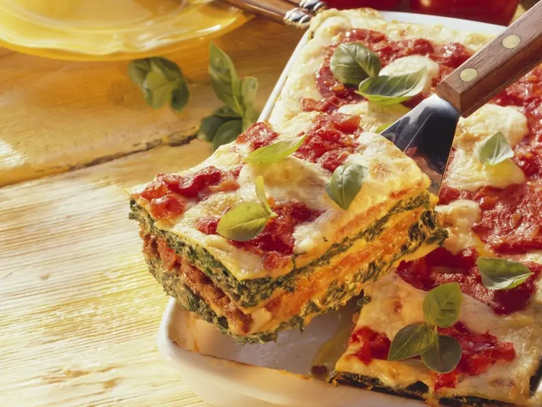 Lasagne mit Spinat und Hackfleisch