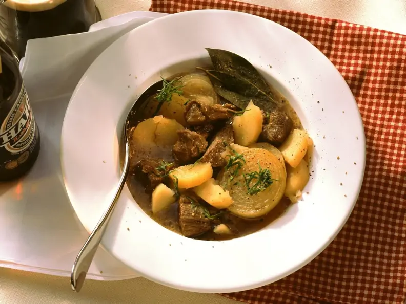 Hammeleintopf auf irische Art (Irish Stew)