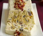 Weihnachtliches Mandelparfait