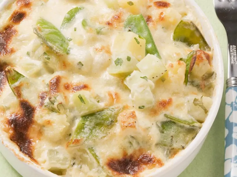 Kohlrabi-Kaiserschoten-Gratin