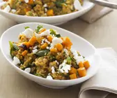 Quinoa mit Kürbis und Schafskäse