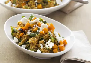 Quinoa mit Kürbis und Schafskäse