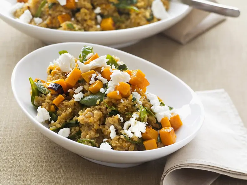 Quinoa mit Kürbis und Schafskäse