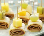 Schoko-Pfannkuchen mit Früchten
