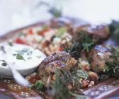 Köfte aus Lamm mit Couscous und Joghurtdip