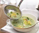 Brokkoli-Gemüse-Suppe