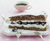 Schmandkuchen mit Brombeeren