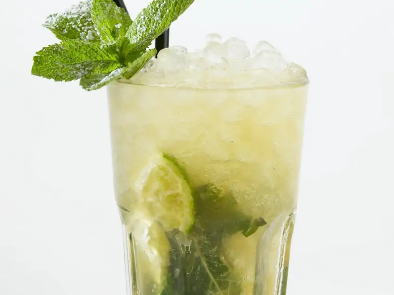 Caipirinha mit Minze