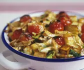 Gemüse-Kartoffelauflauf mit Camembert