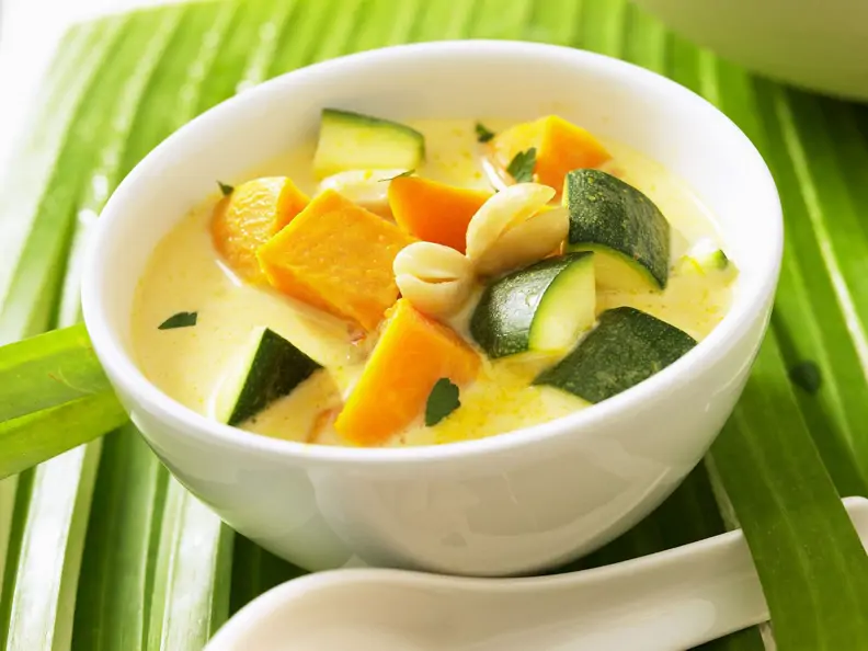 Kürbis-Zucchini-Suppe nach vietnamesischer Art
