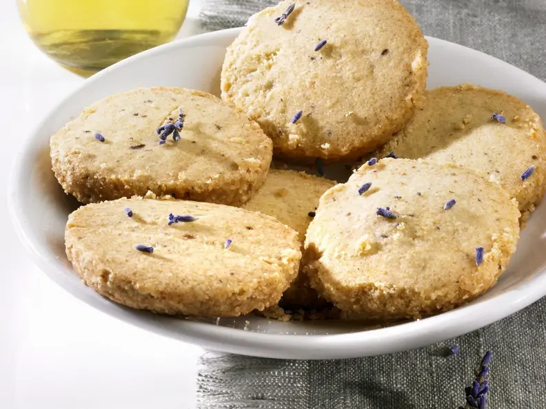 Heidesand mit Lavendel