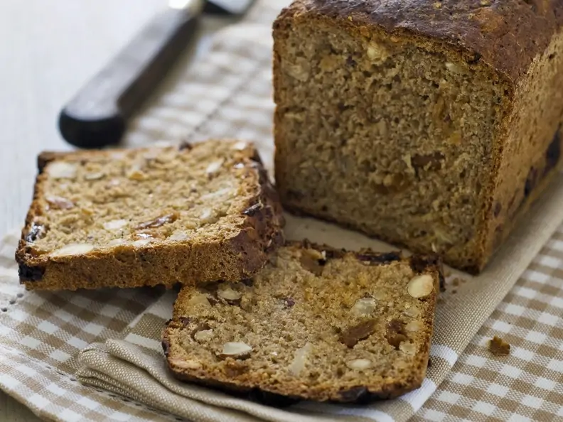 Früchtebrot mit Bananen
