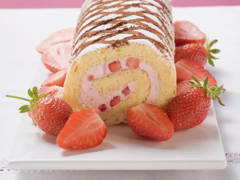 Erdbeer-Sahne-Rolle
