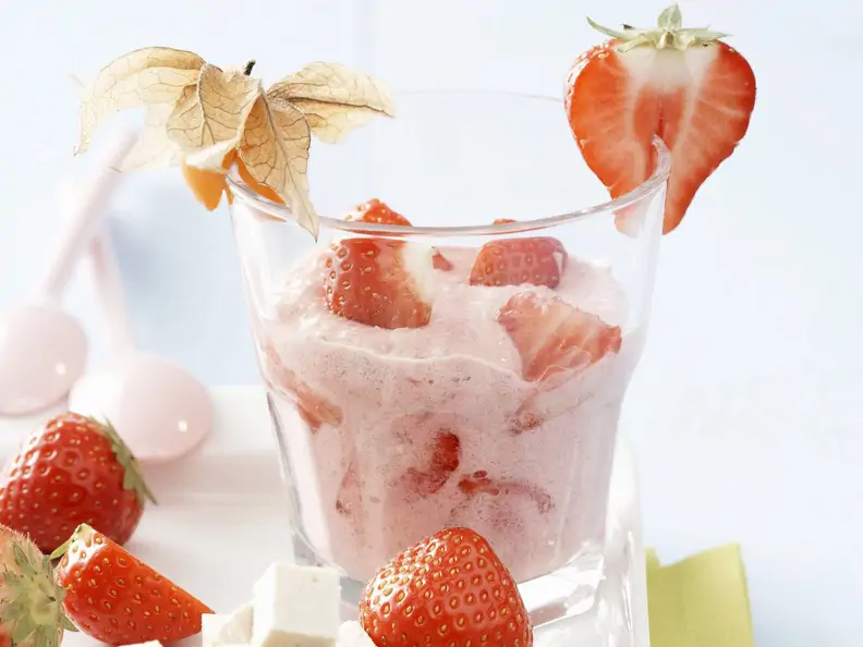 Vegane Erdbeercreme