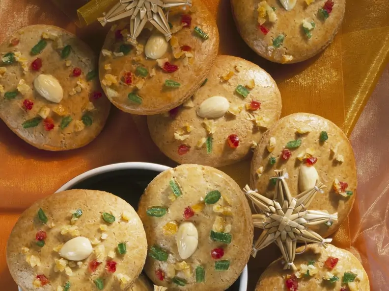 Lebkuchen mit kandierten Früchten