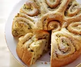 Rosenkuchen mit Apfel und Ingwer