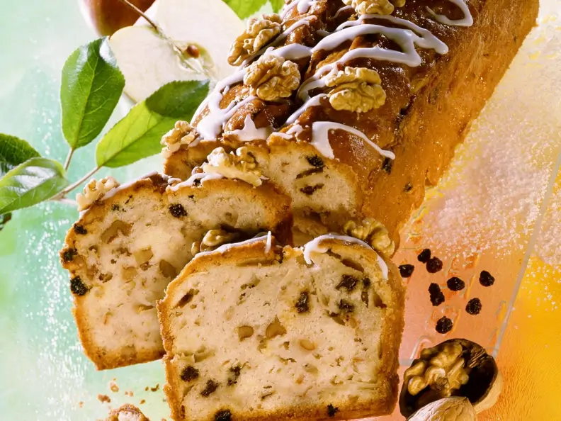 Apfel-Nusskuchen