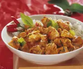 Scharfes rotes Geflügelcurry
