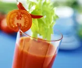 Rote Power (Tomaten-Gemüse-Shake)