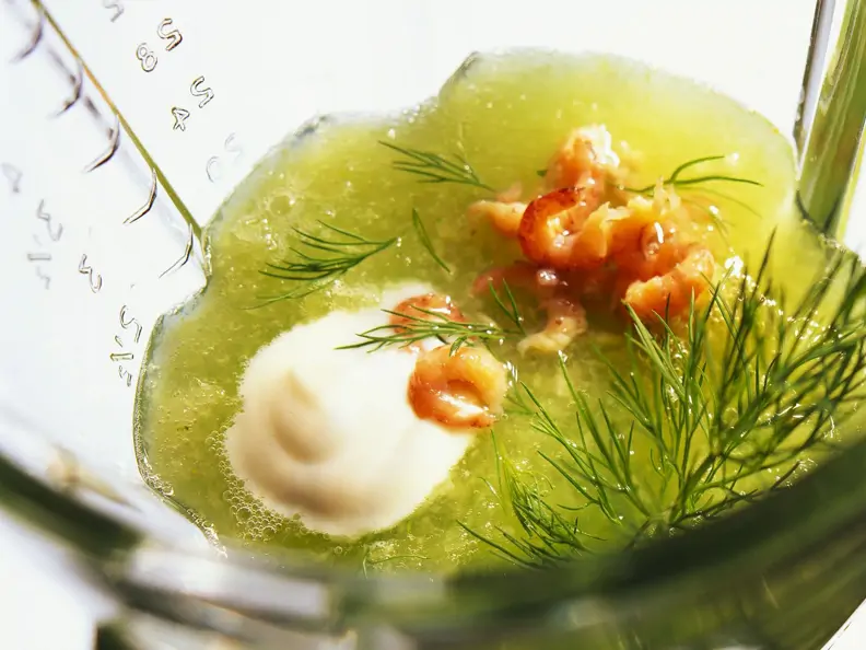 Gurkenkaltschale mit Crevetten