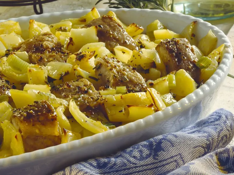 Gebackener Waller mit Paprika und Kartoffeln