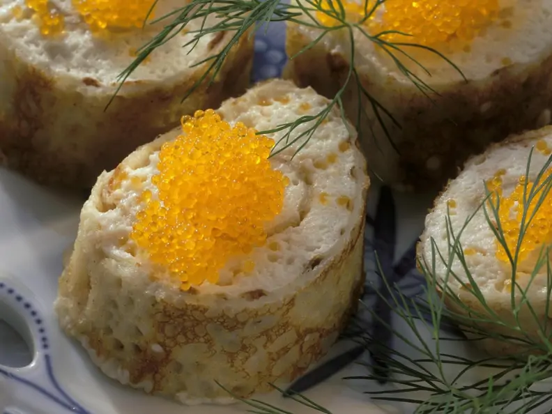 Buchweizencrêpe mit Mousse vom Räucheraal