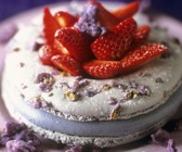 Violette Veilchen-Macarons