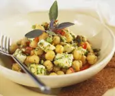 Kichererbsen-Feta-Salat