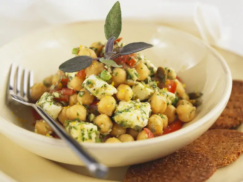 Kichererbsen-Feta-Salat