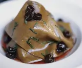 Hähnchen in Schokolasagneblättern mit Cranberriesoße