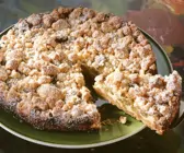 Stachelbeerkuchen mit Streuseln