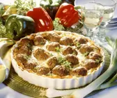 Kartoffel-Fleischbällchen-Auflauf mit Lauchzwiebeln