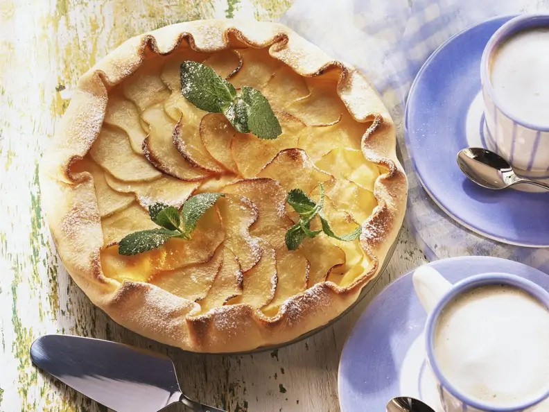 Einfacher Apfelkuchen aus Mürbeteig