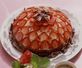 Erdbeer-Kuppeltorte