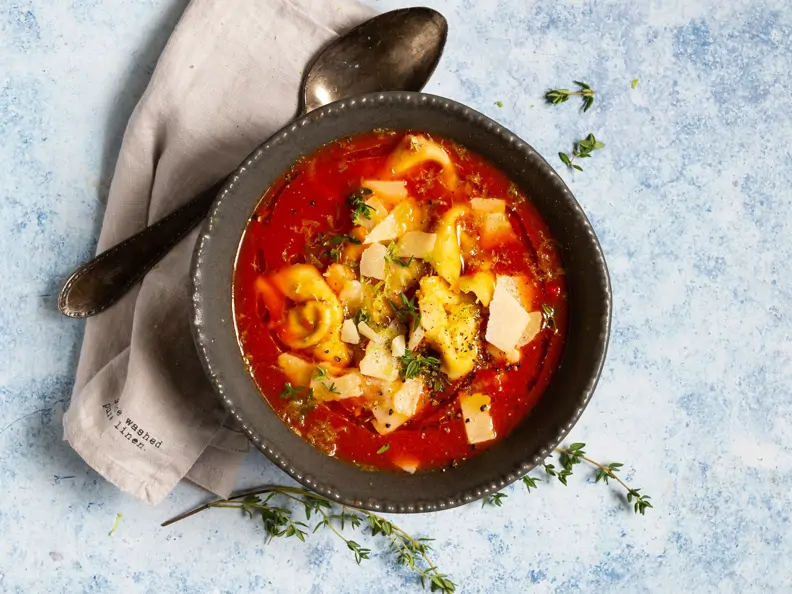 Tortellini-Suppe