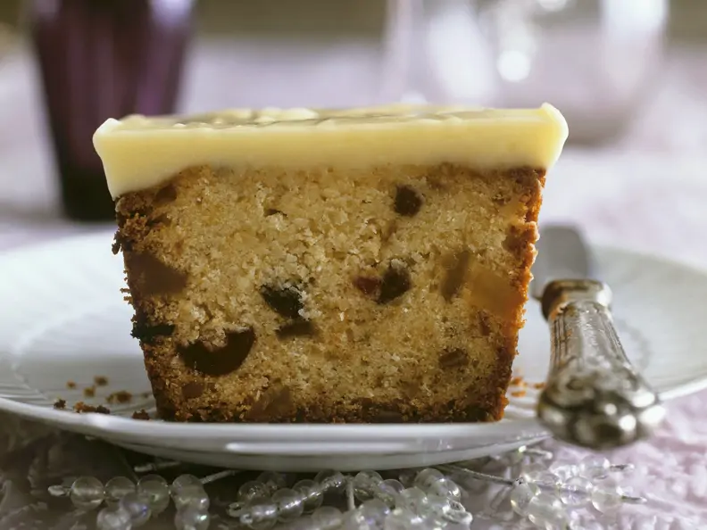 Früchtekuchen mit Ingwer-Orangen-Creme