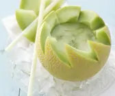 Melonen-Daiquiri in der Galia-Melone