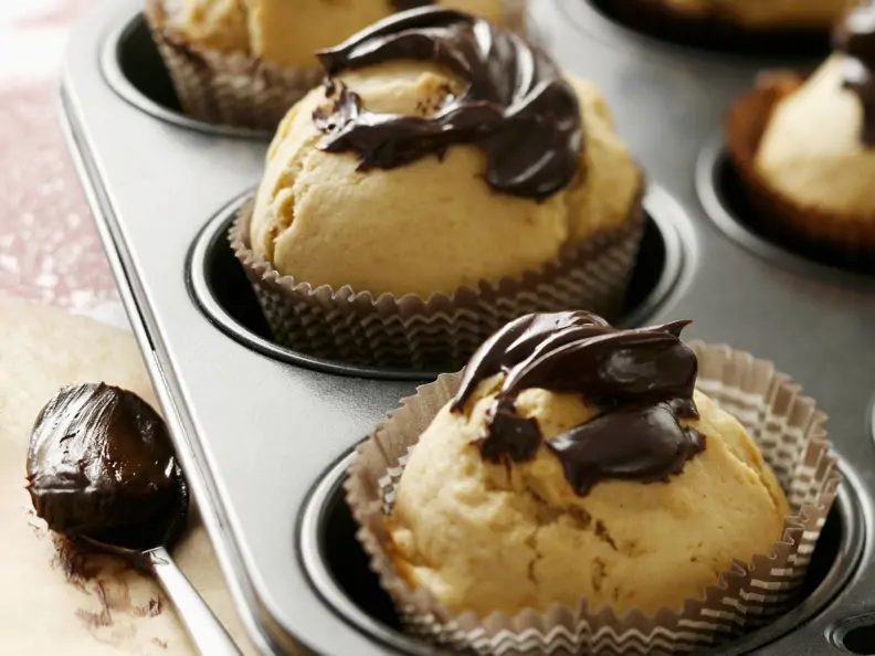 Muffins mit Kaffeelikör und Schoko-Topping