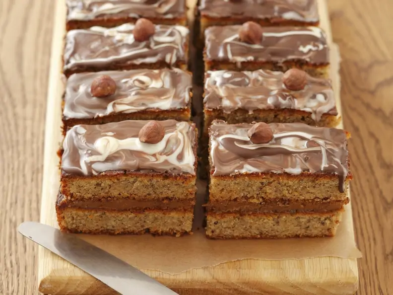 Haselnuss-Toffee-Kuchen