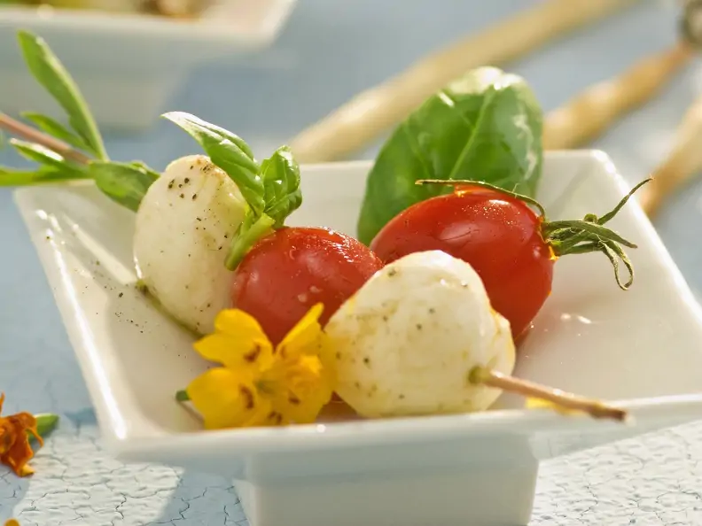 Mozzarella-Tomaten-Spieß