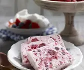Beeren-Parfait