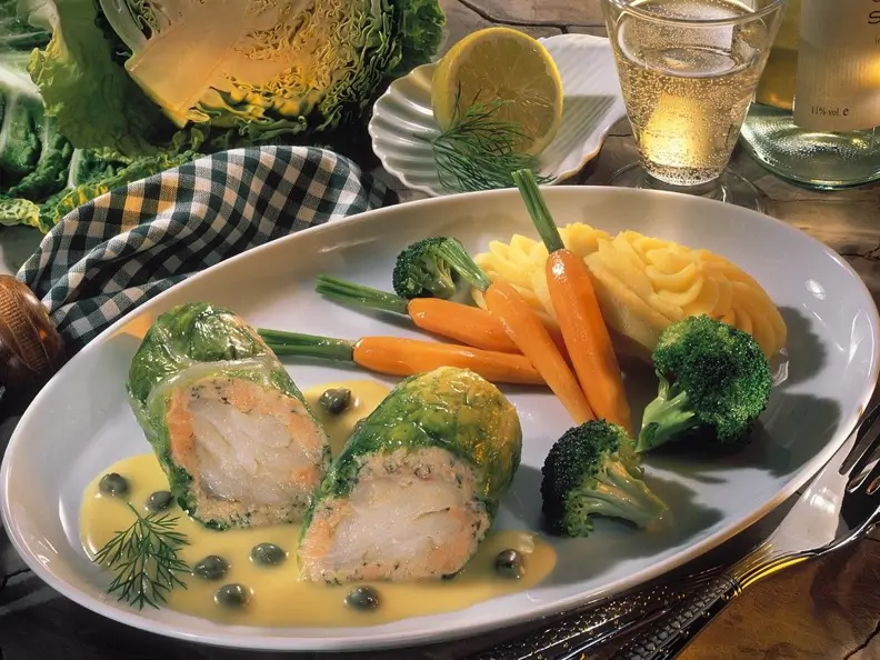 Fisch-Wirsing-Rouladen