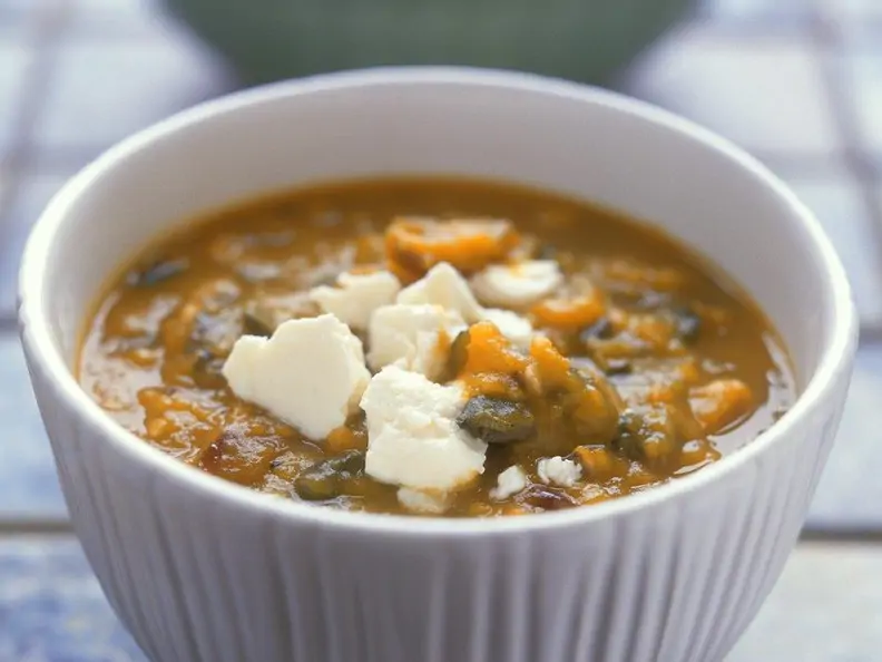 Suppe aus gebackenem Kürbis