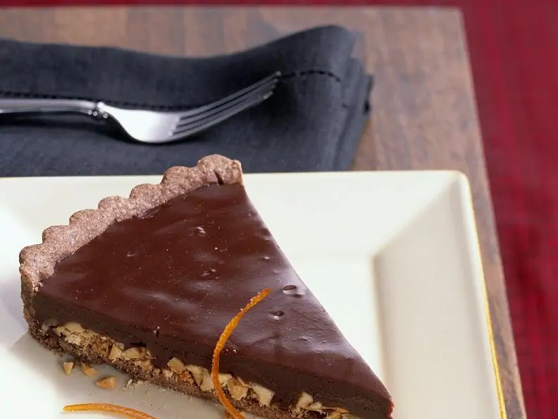 Schokotarte mit Haselnüssen